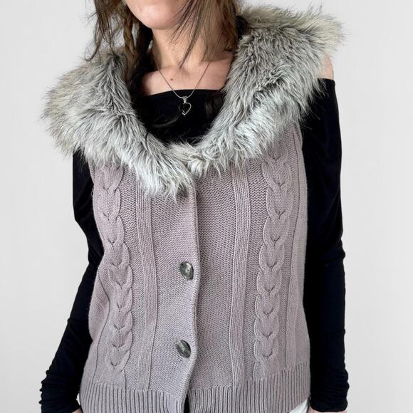gray boho gyaru knit faux fur vest - Picture 2 of 8